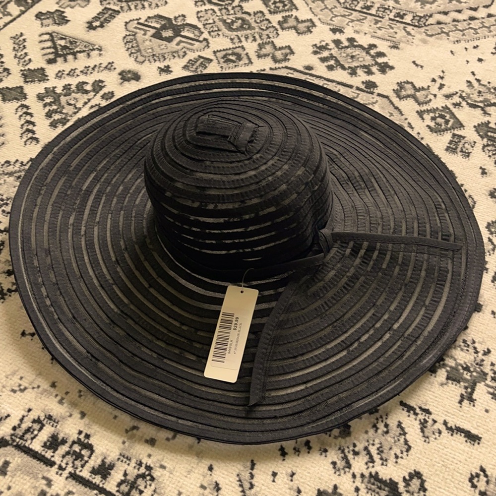 women’s large brim sun hat